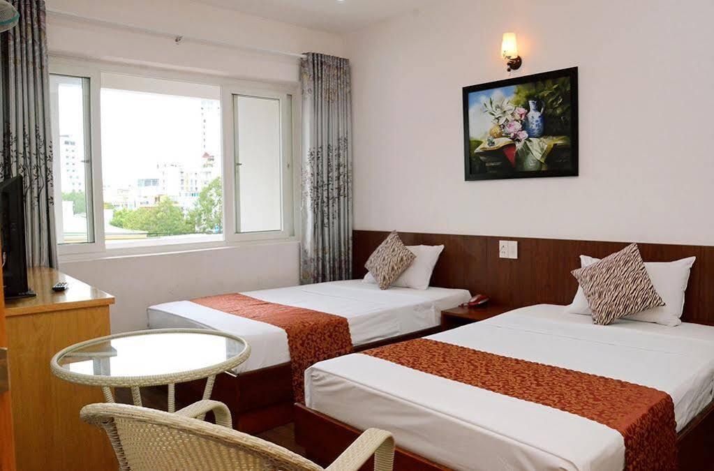 Ha Thanh Hotel Nha Trang Luaran gambar